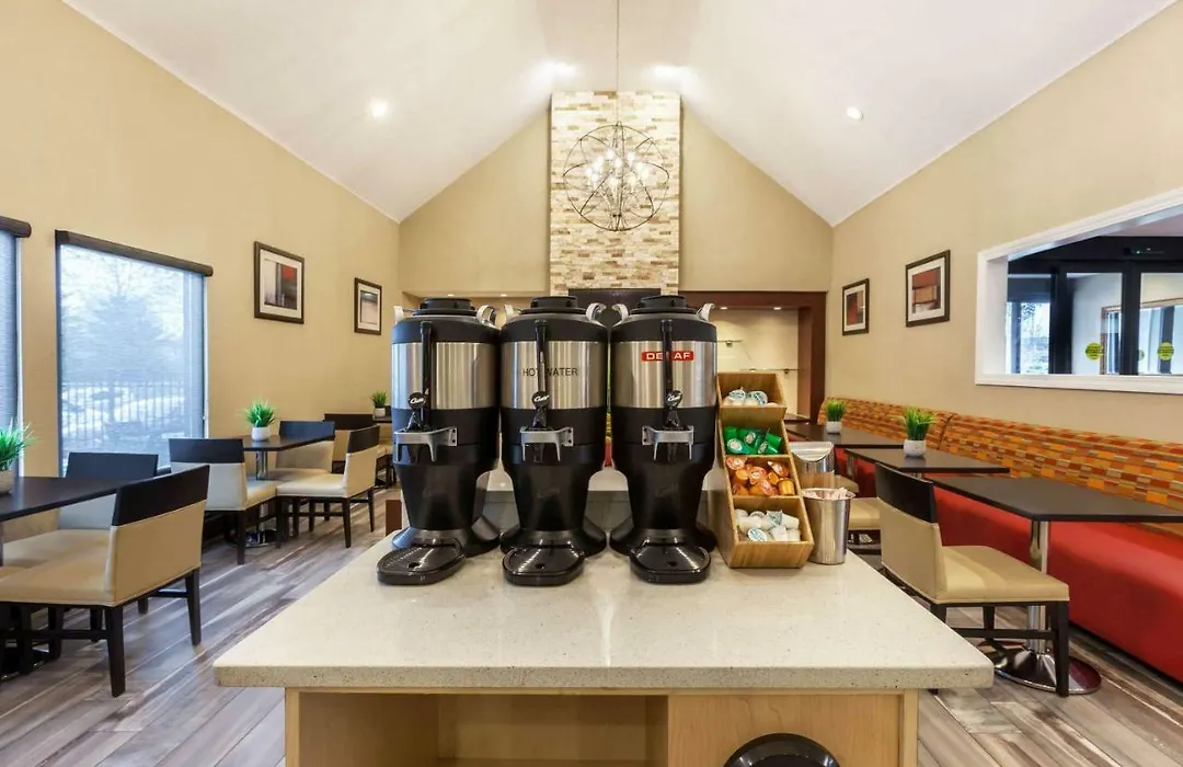 Hawthorn Suites By Wyndham Detroit Southfield-1