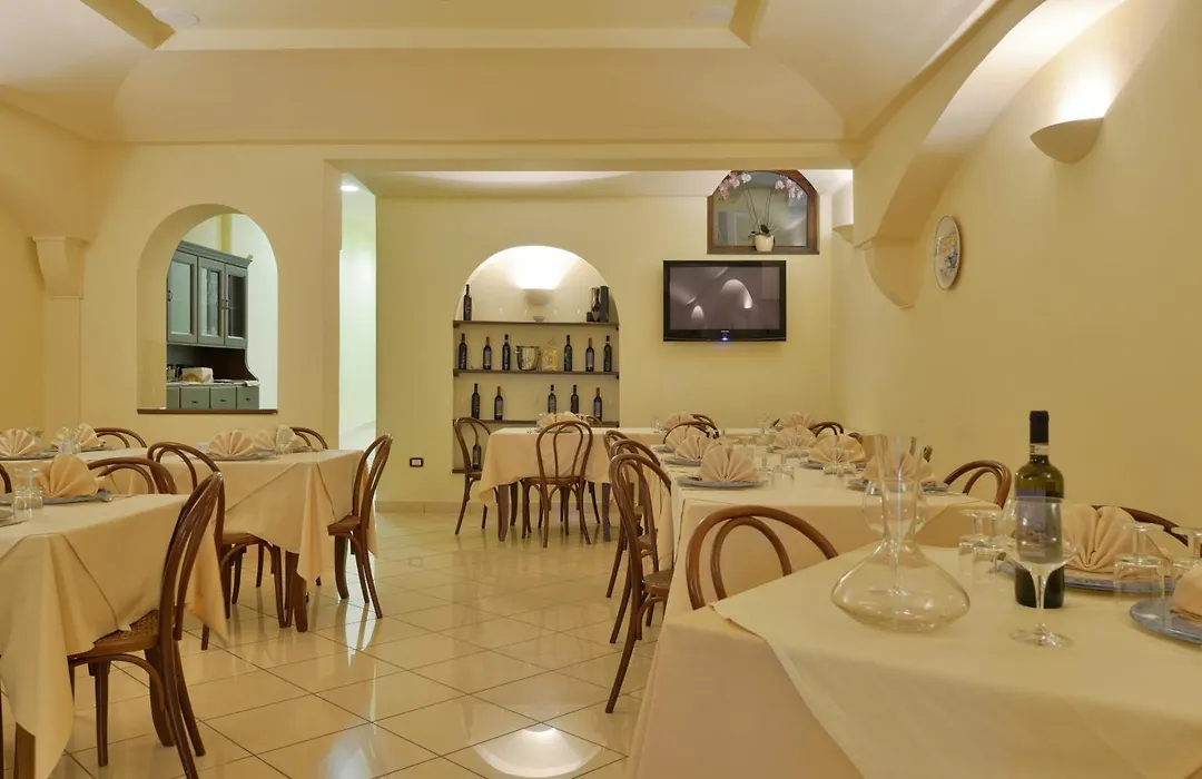Hotel La Marina-1