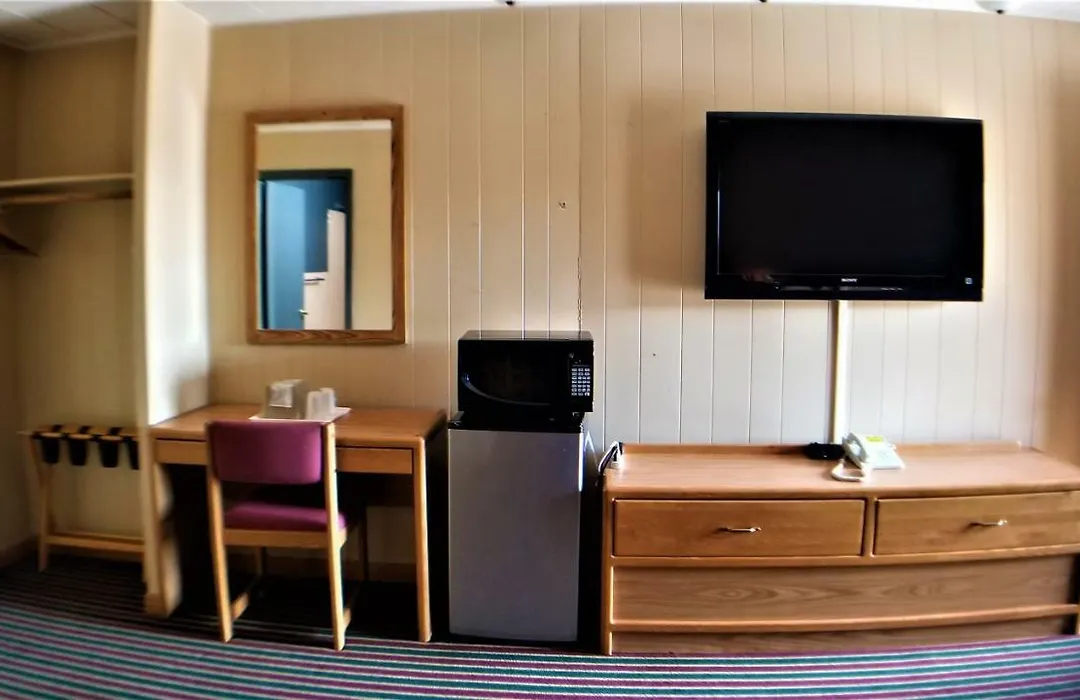 Grand Motel-1