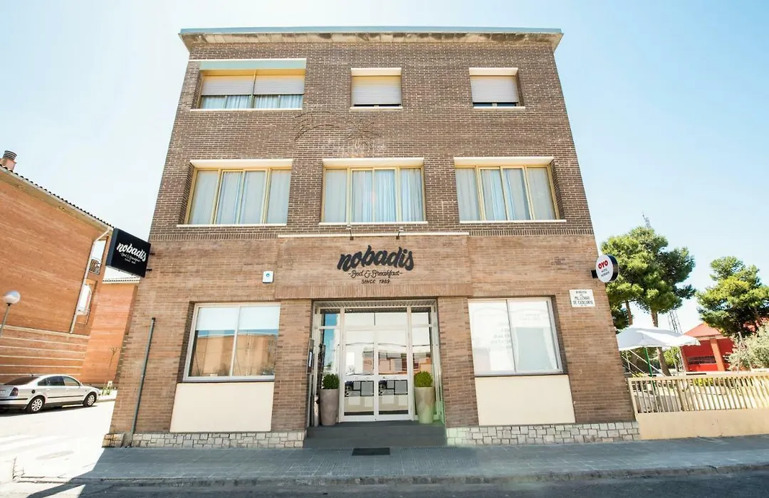 Hostal Nobadis-1