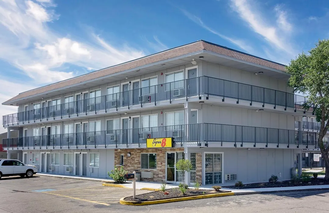 Super 8 By Wyndham Florence-1