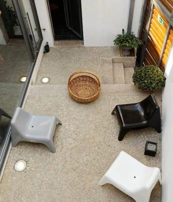 Antiga "Casa Do Porco"-1