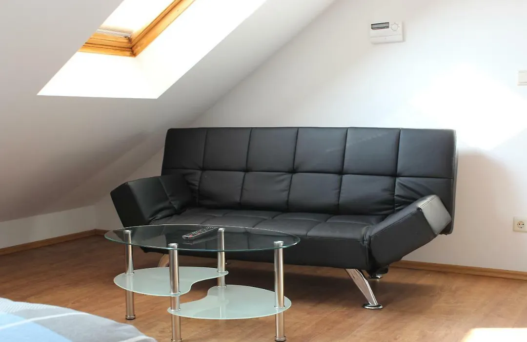 Ferienwohnung-1
