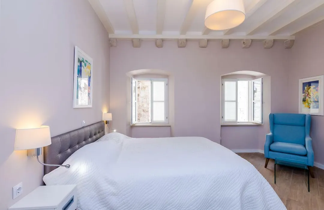 Villa Flores Room-1