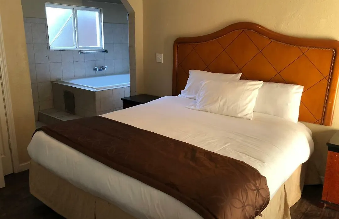 Capri Motel-1