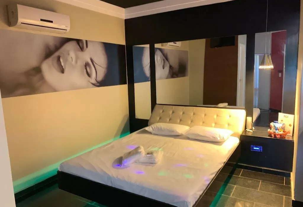 Ibiza Golden Motel-1