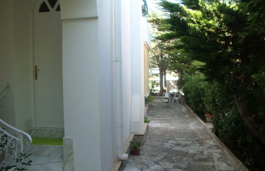 B&B Il Villino Torre Dell'Orso-1