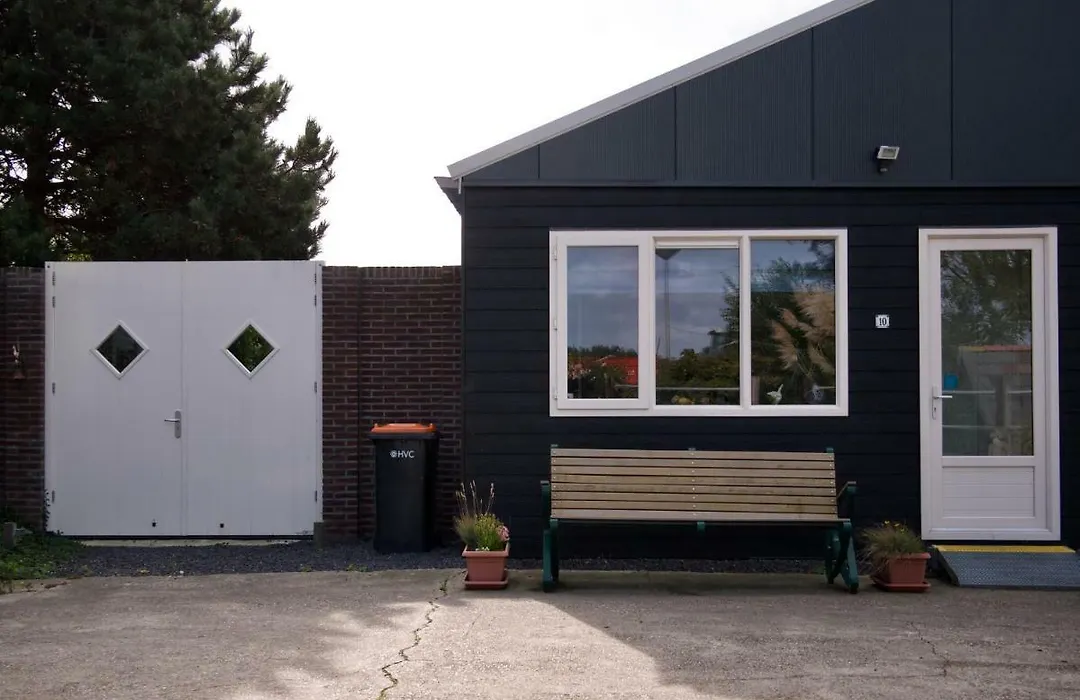 B&B “Te Warskip bij BlokVis”-1