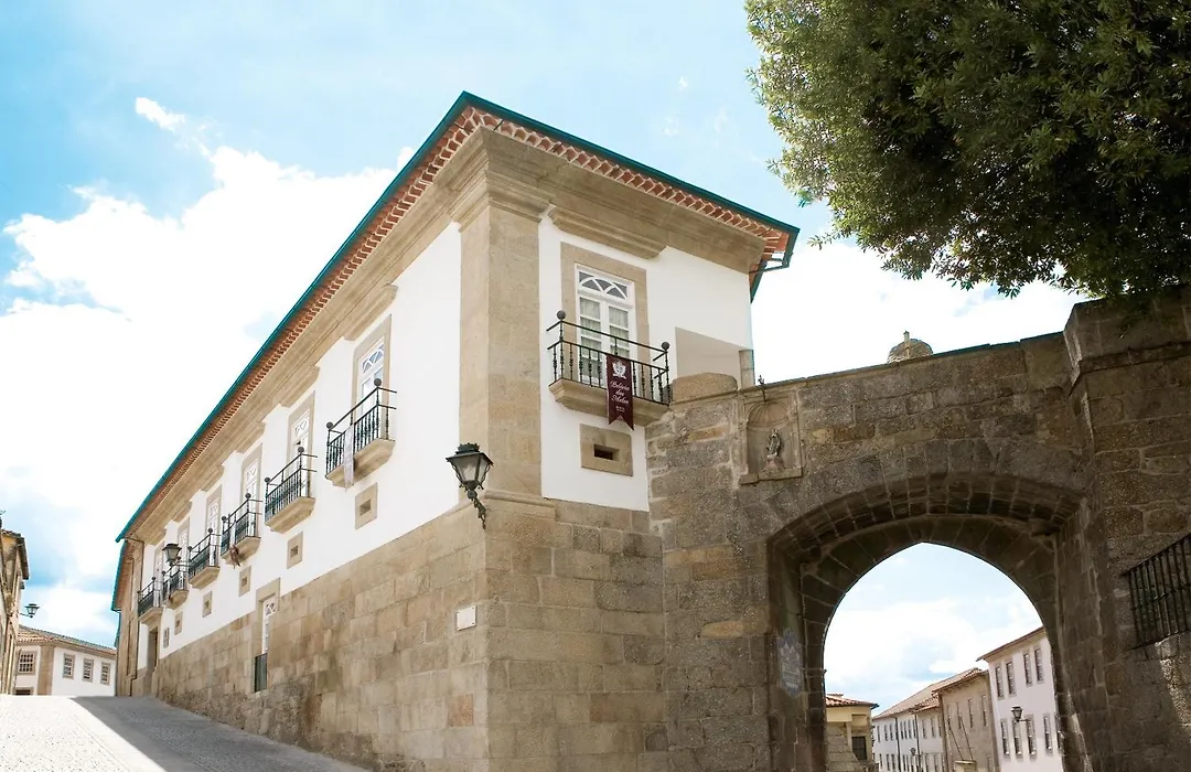 Montebelo Palácio dos Melos Viseu Historic Hotel-1