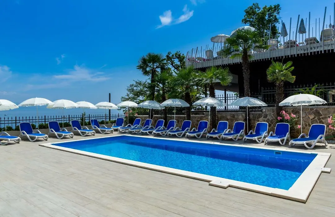 Hotel Domino-1