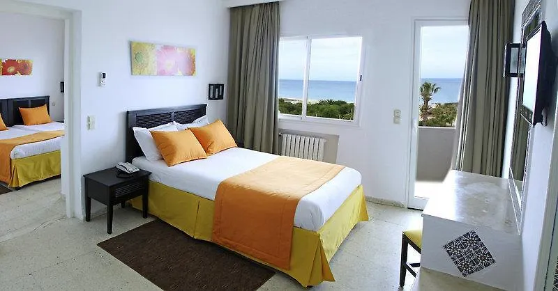 Tropicana Club Hotel-1