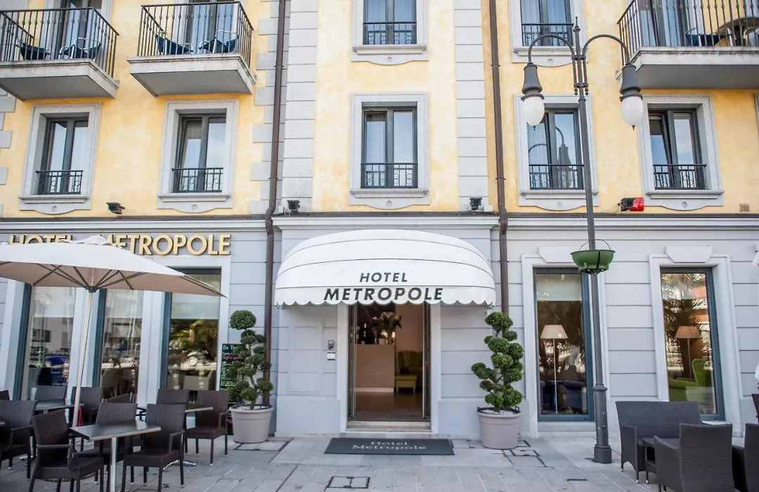 Hotel Metropole-1