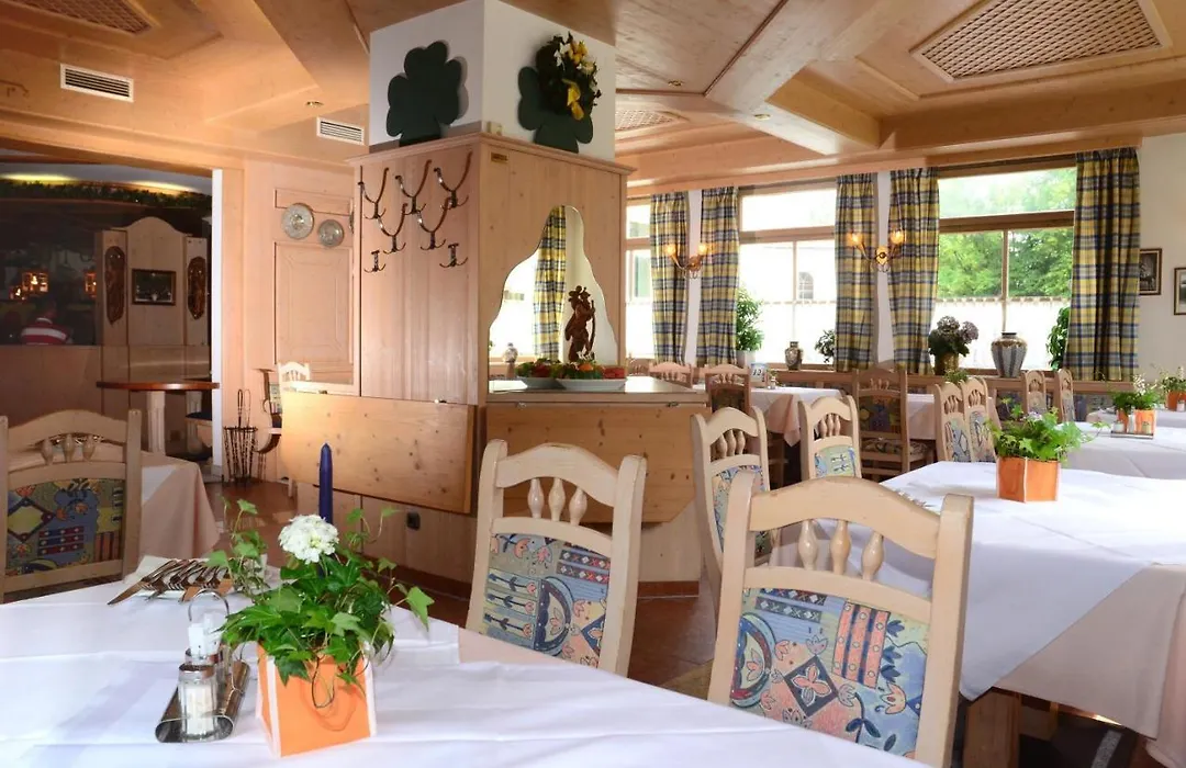 Hotel Das Schlössl-1
