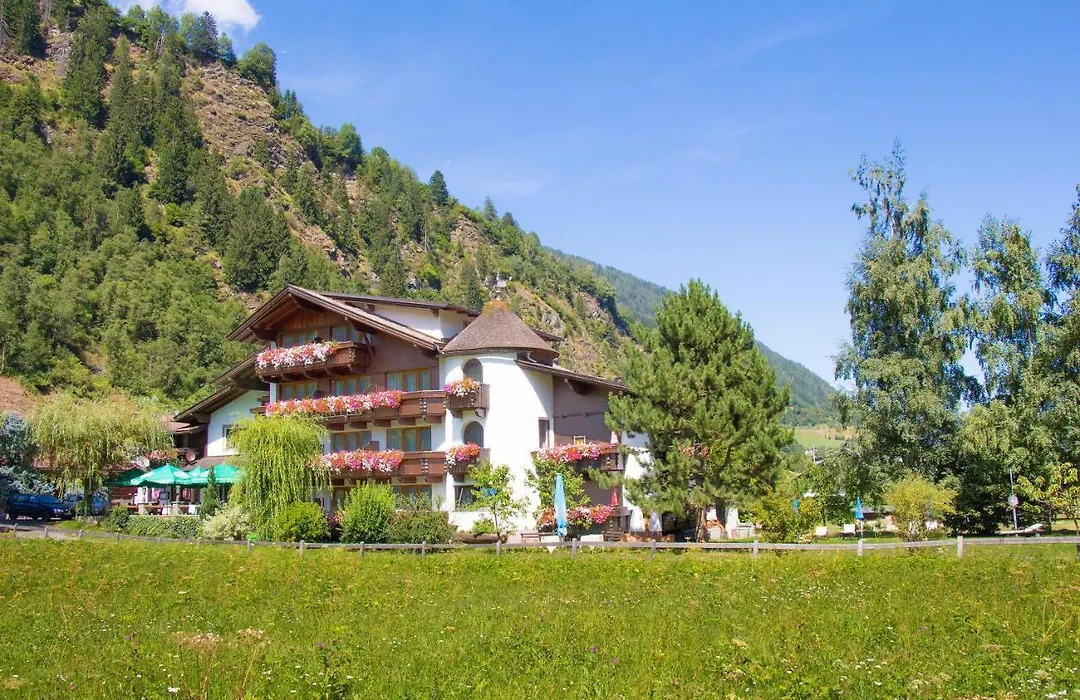 Hotel Rosengarten-1