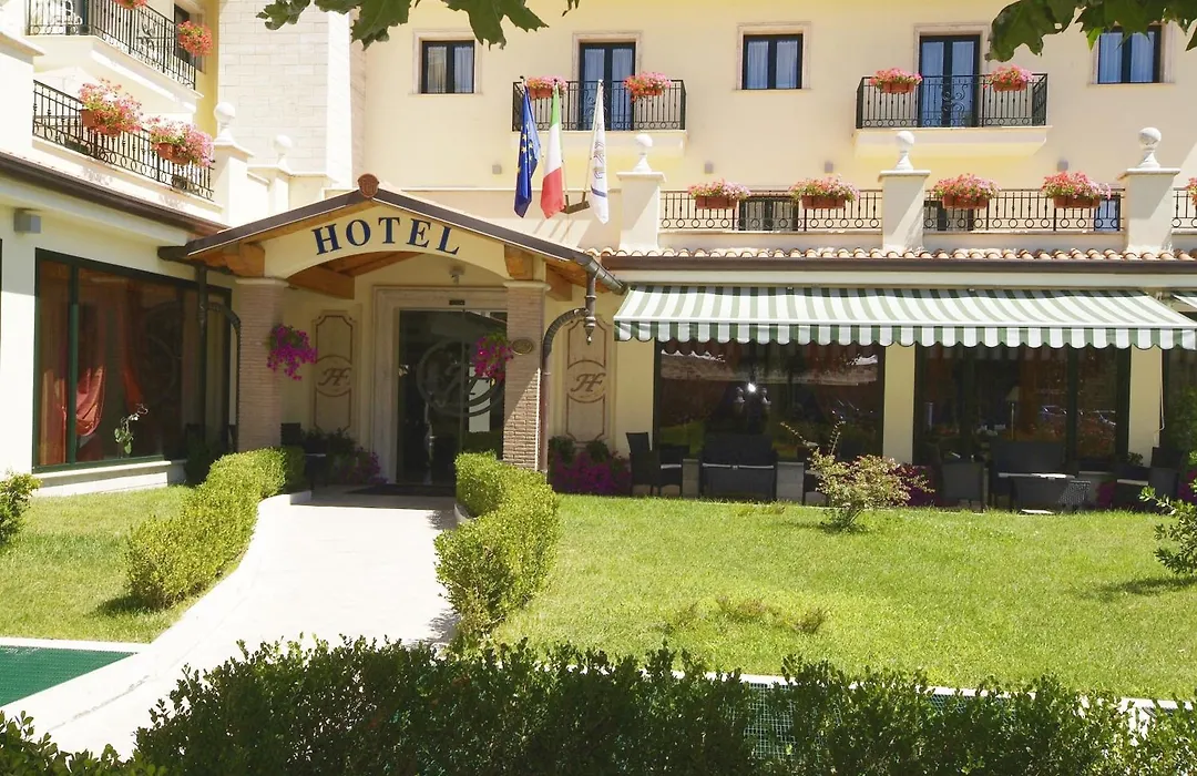 Fashion Hotel-1