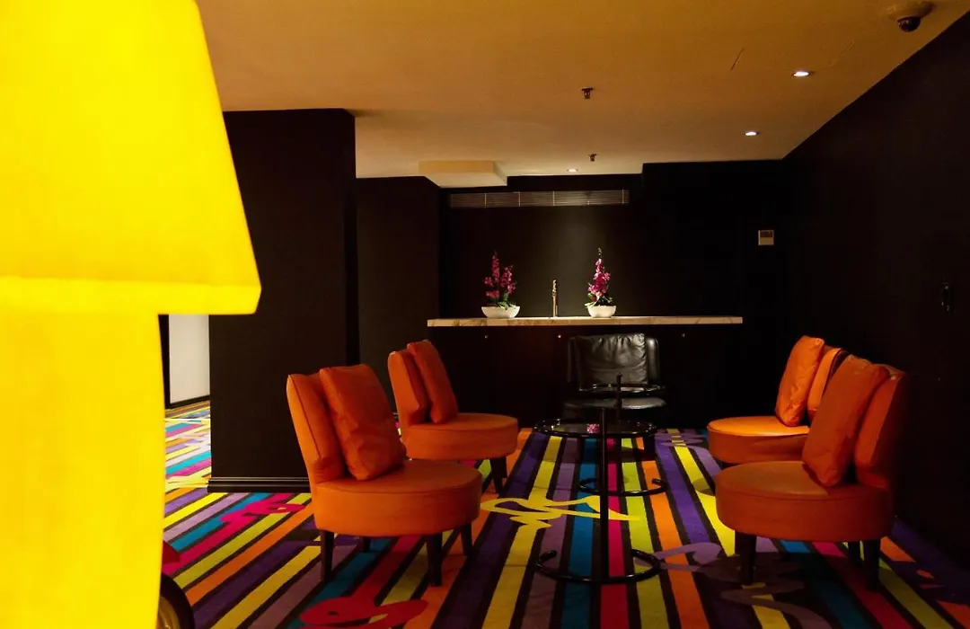 Cambridge Hotel Sydney-1