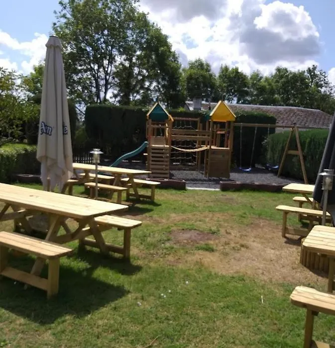 Auberge Grill Le Freyr-1