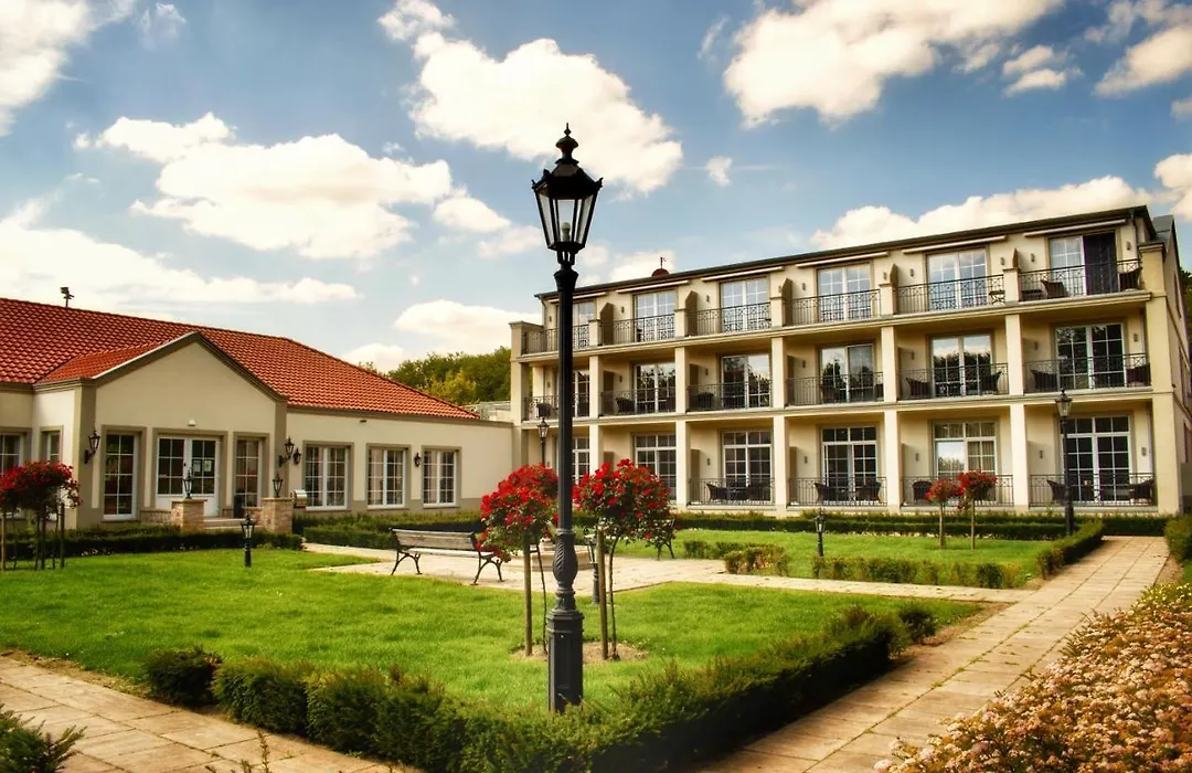 Parkhotel Surenburg-1