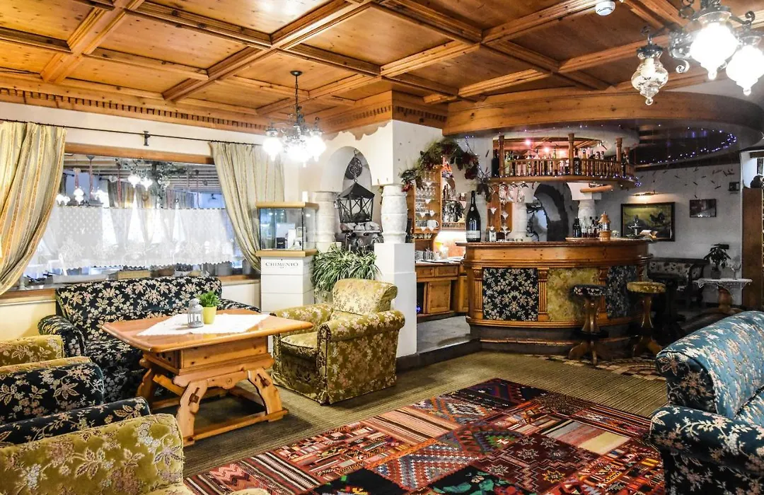 Hotel Relais Gruenwald-1