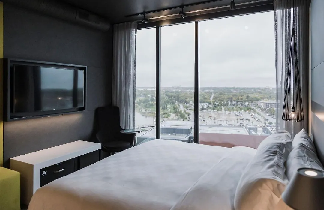 Alt Hotel Saskatoon-1