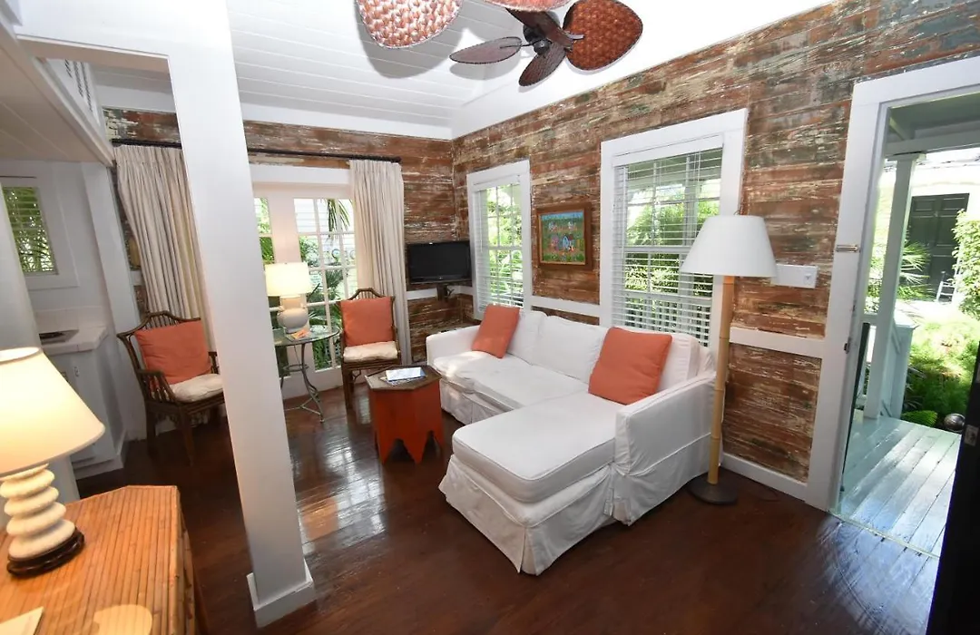 Simonton Court Historic Inn & Cottages-1