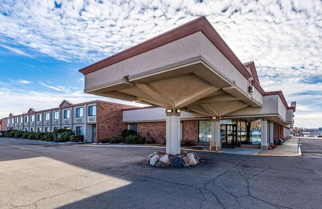 Econo Lodge-1