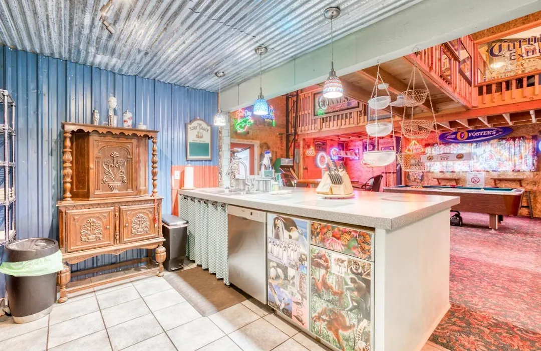 Incredibly Unique Bar Inspired Home With Private Hot Tub And Near The Beach Dogs Ok-1
