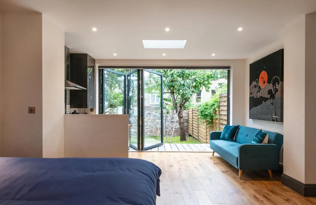 144 Lower Cheltenham Place-1