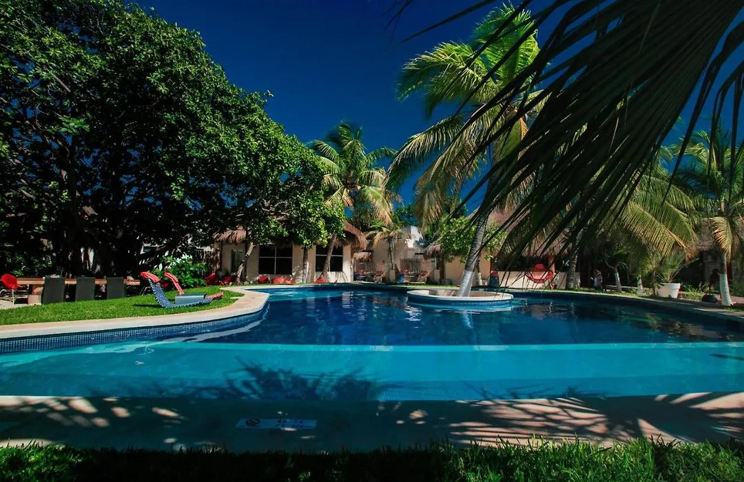 Hotel Paradise Suites-1