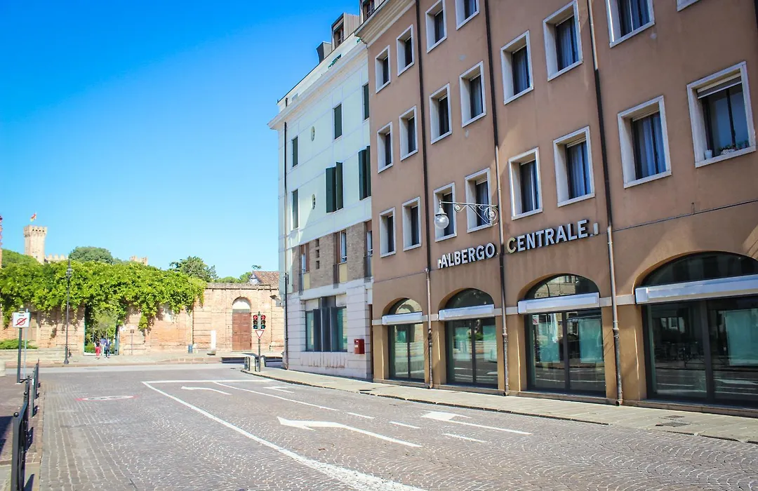 Hotel Centrale-1