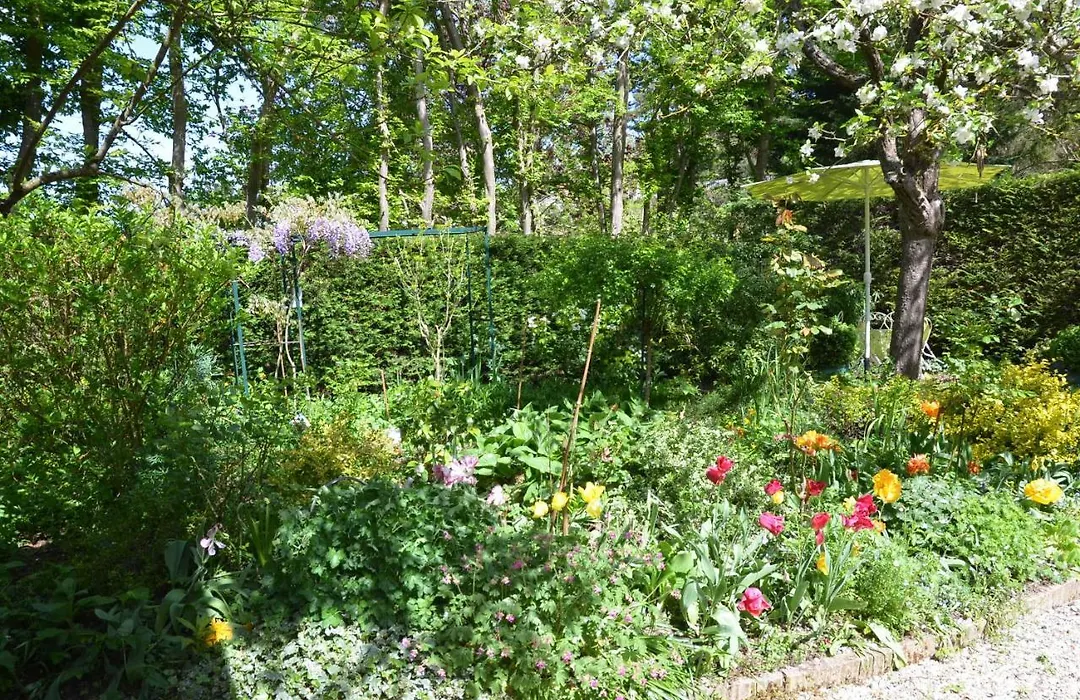 Le Clos Fleuri-1