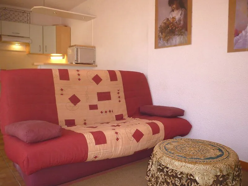 Les Cypriennes-1