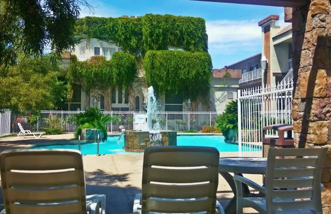 Manor Suites-1