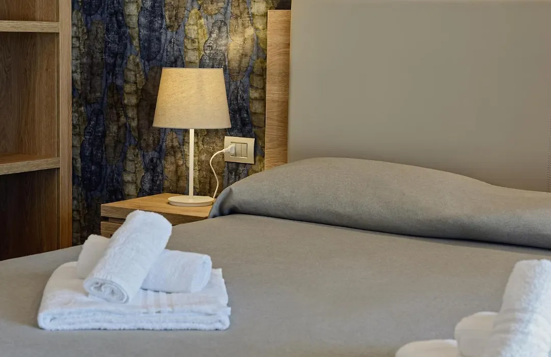 Hotel Serenella-1