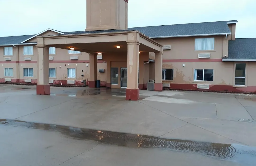 Executive Inn-1