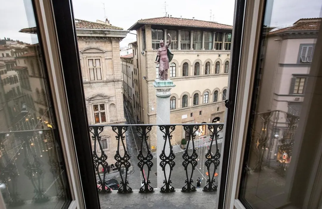 Tornabuoni View-1
