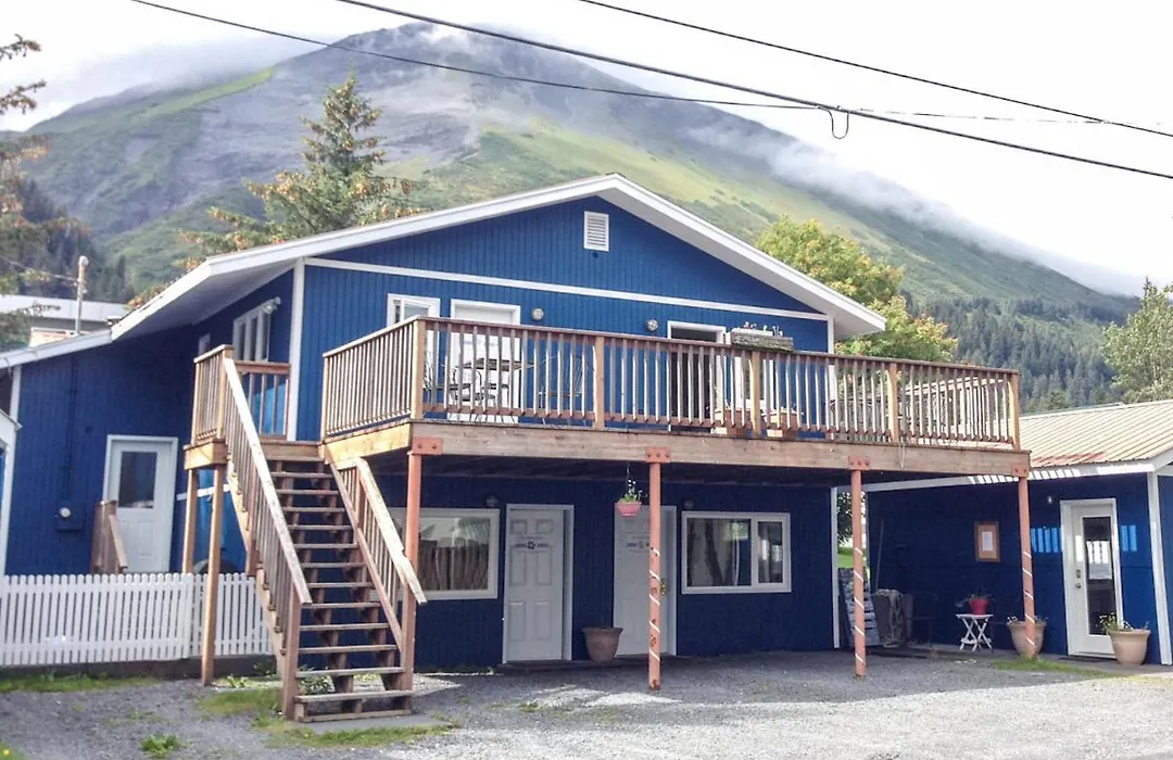 Sea Treasures Inn-1