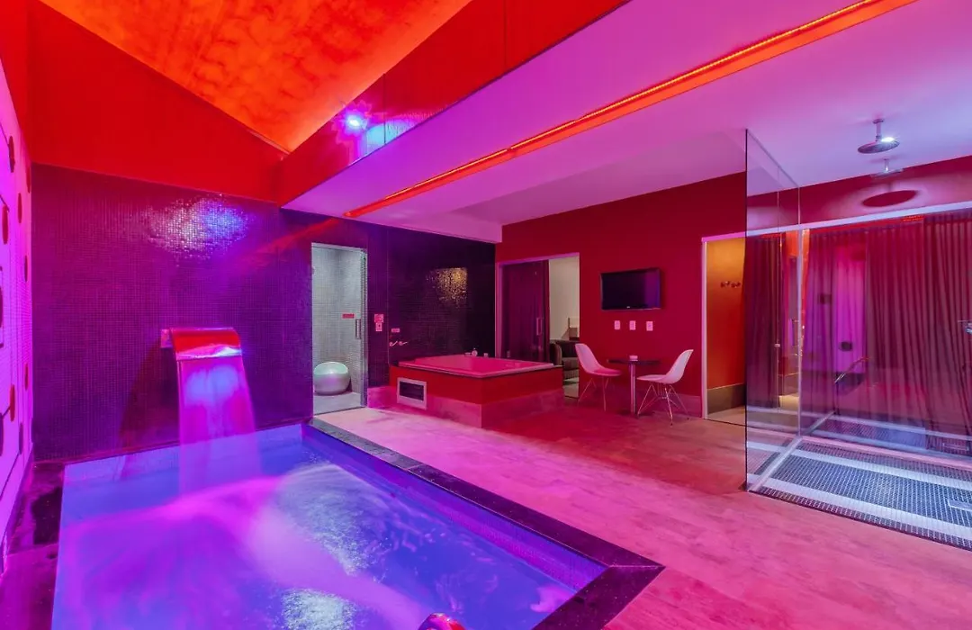 Assahi Motel (Adults Only)-1