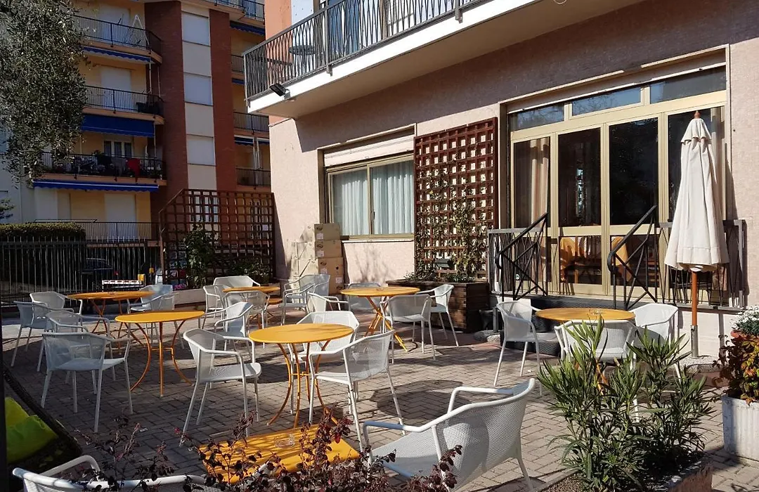 Hotel Kristall-1
