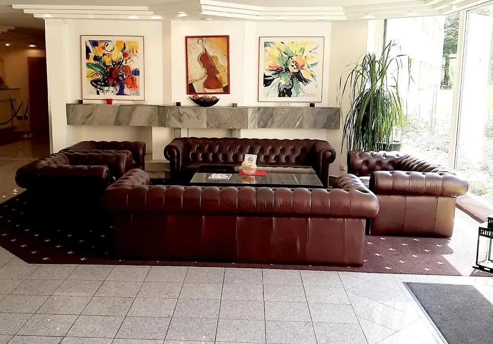 Lenas West Hotel-1