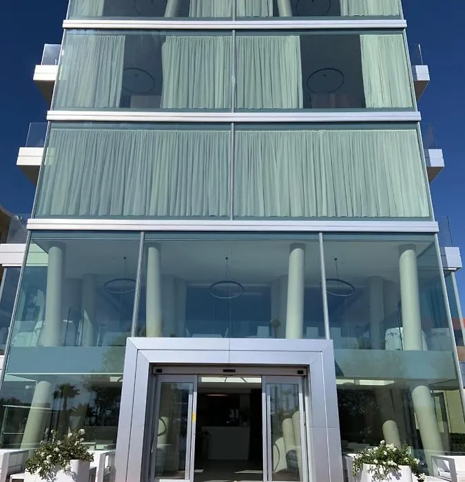 Hotel Commodore-1