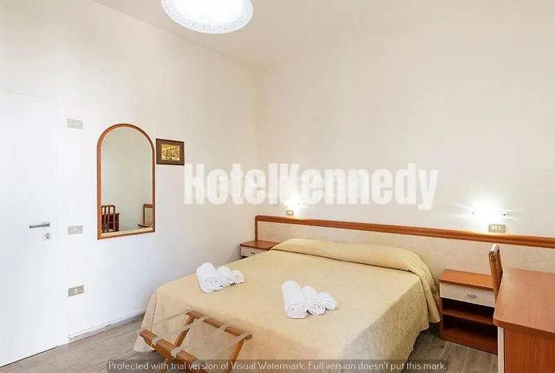 Hotel Kennedy-1