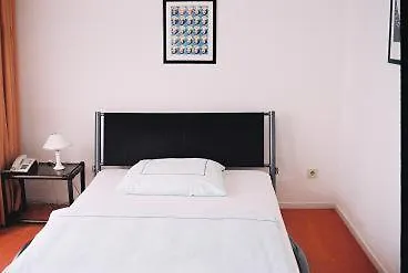 Hotel Roemerhafen-2