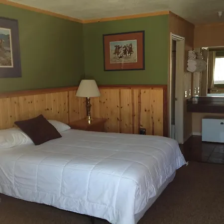Whitney Portal Hotel And Hostel-3