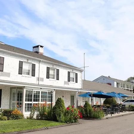 Circle Hotel Fairfield-2
