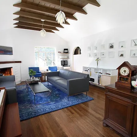 The Vagabond'S House Boutique Inn-3