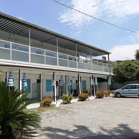 Villaggio Turistico La Vesca-3