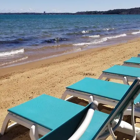 Brio Beach Inn-2