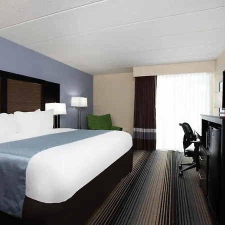 Wingate By Wyndham Bloomington-2