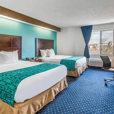 Howard Johnson By Wyndham Vancouver Hotel & Suites-2
